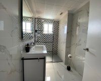 Resale - Apartamento - Torrevieja - Punta Prima