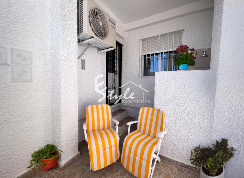 Resale - Apartamento - Torrevieja - UR TORRE DEL MORO 2