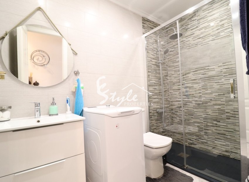 Resale - Apartamento - Torrevieja