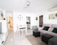 Resale - Apartamento - Torrevieja