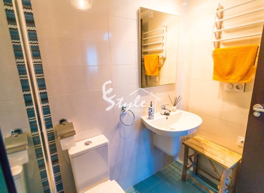 Resale - Apartamento - Torrevieja