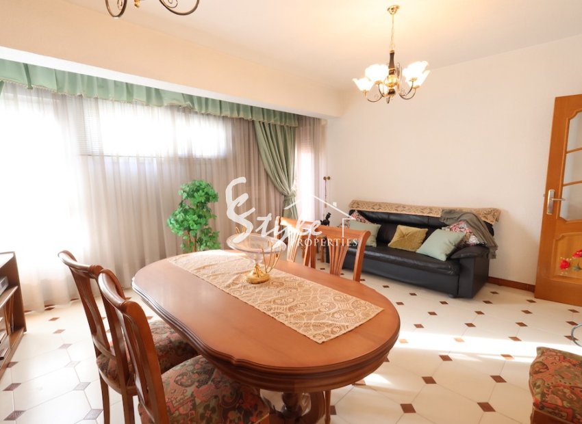 Resale - Apartamento - Torrevieja
