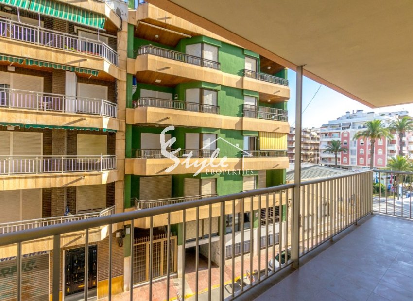 Resale - Apartamento - Torrevieja