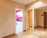 Resale - Apartamento - Torrevieja