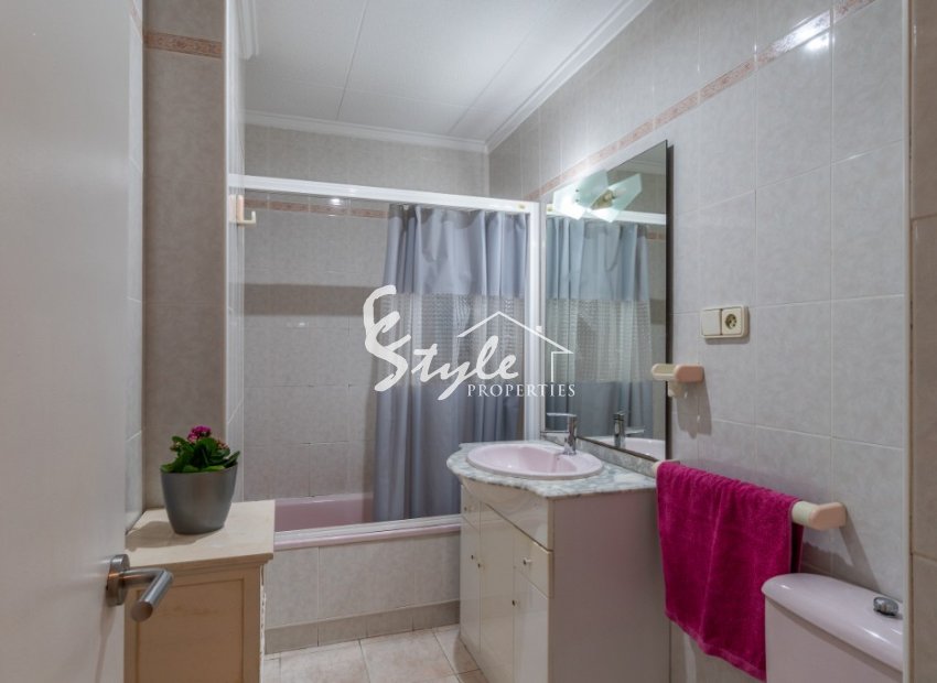 Resale - Apartamento - Torrevieja