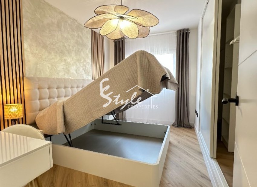 Resale - Apartamento - Torrevieja