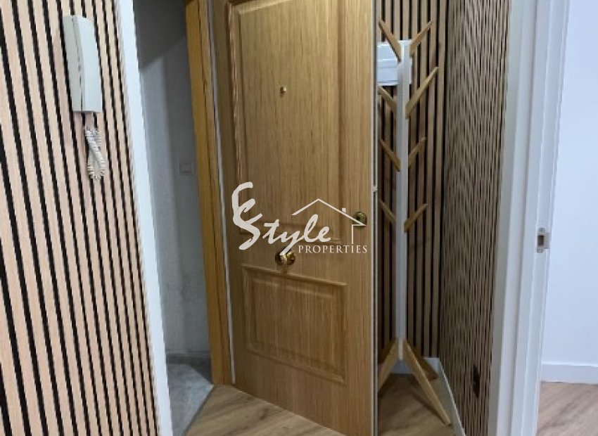 Resale - Apartamento - Torrevieja