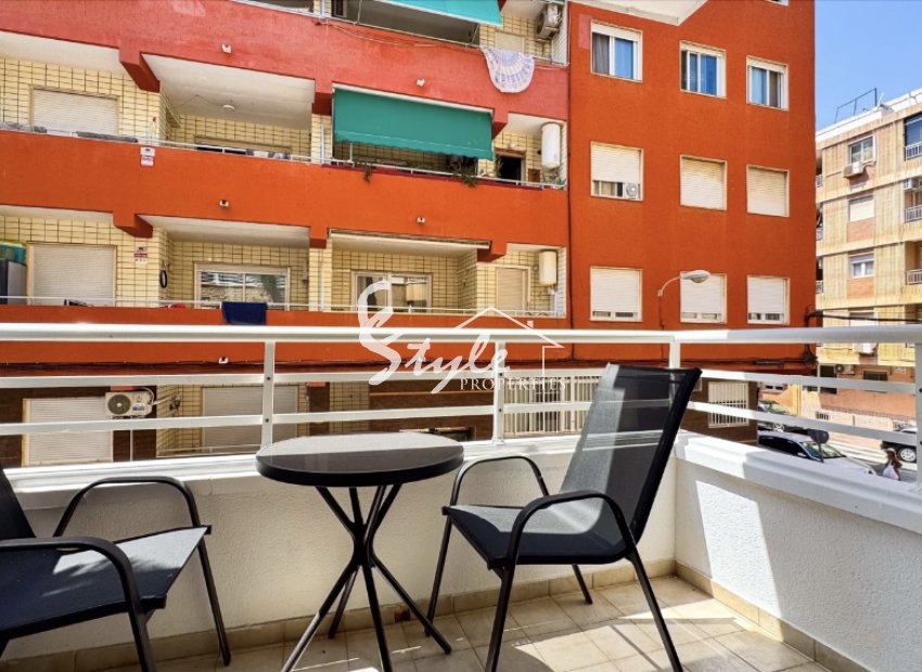 Resale - Apartamento - Torrevieja