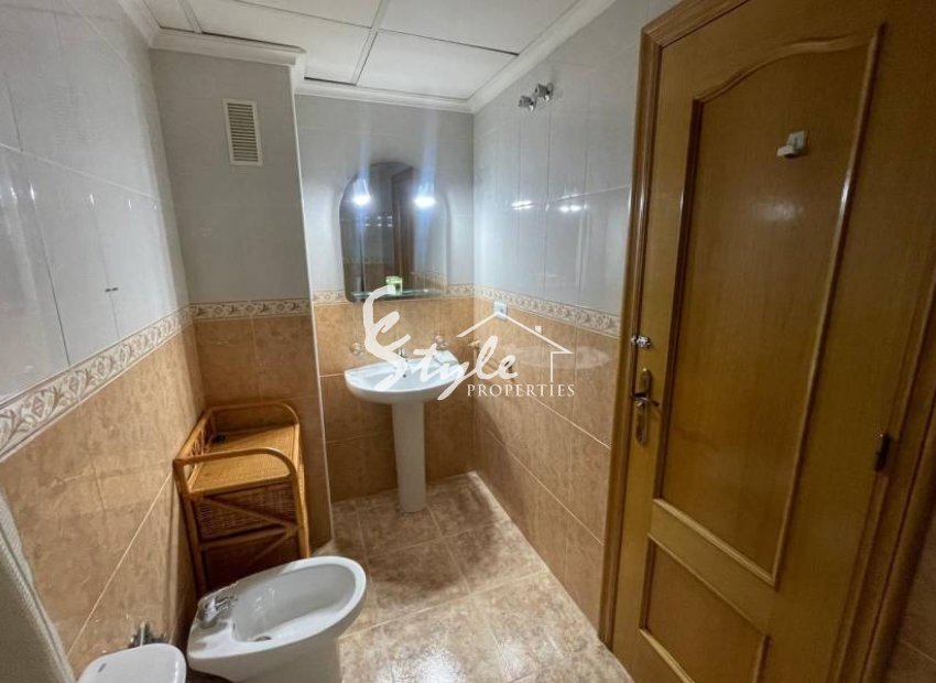 Resale - Apartamento - Torrevieja