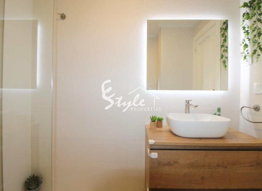 Resale - Apartamento - Torrevieja