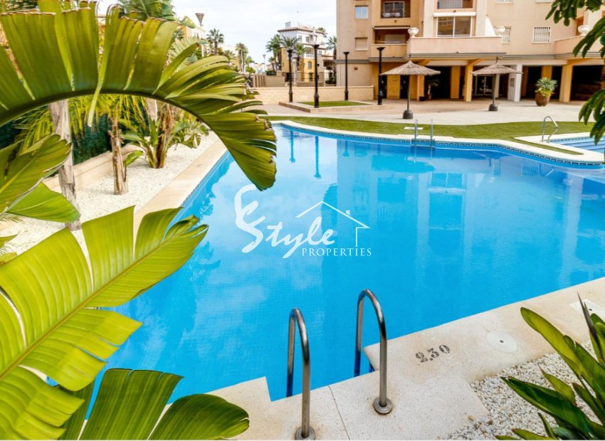 Resale - Apartamento - Torrevieja