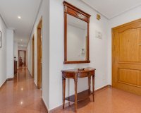 Resale - Apartamento - Torrevieja