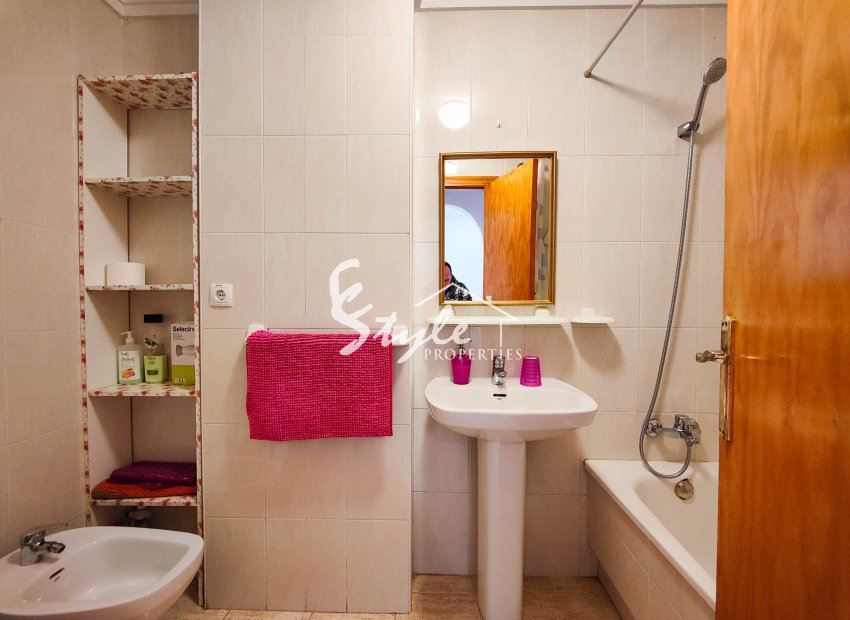 Resale - Apartamento - Torrevieja