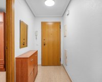 Resale - Apartamento - Torrevieja