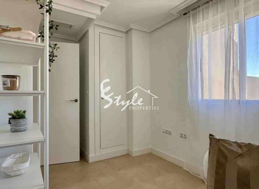 Resale - Apartamento - Torrevieja
