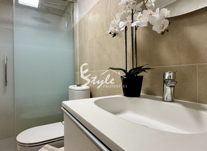 Resale - Apartamento - Torrevieja