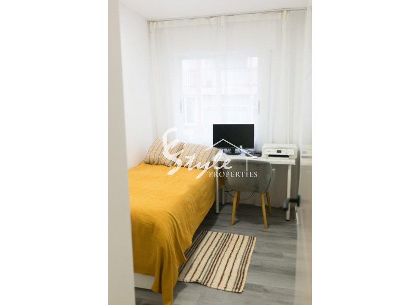 Resale - Apartamento - Torrevieja