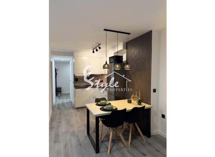 Resale - Apartamento - Torrevieja