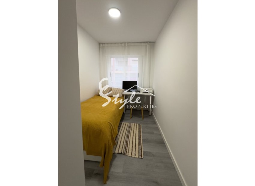 Resale - Apartamento - Torrevieja