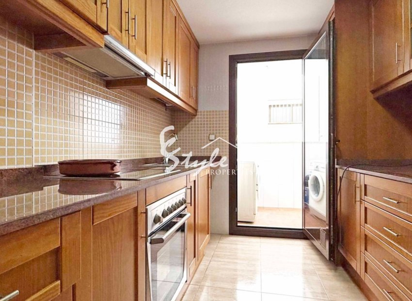 Resale - Apartamento - Torrevieja
