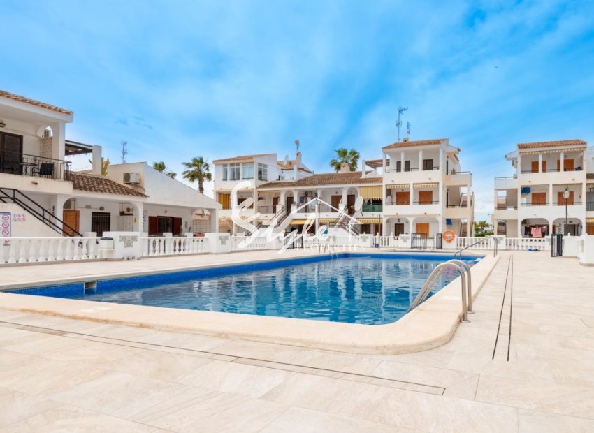 Resale - Apartamento - Torrevieja