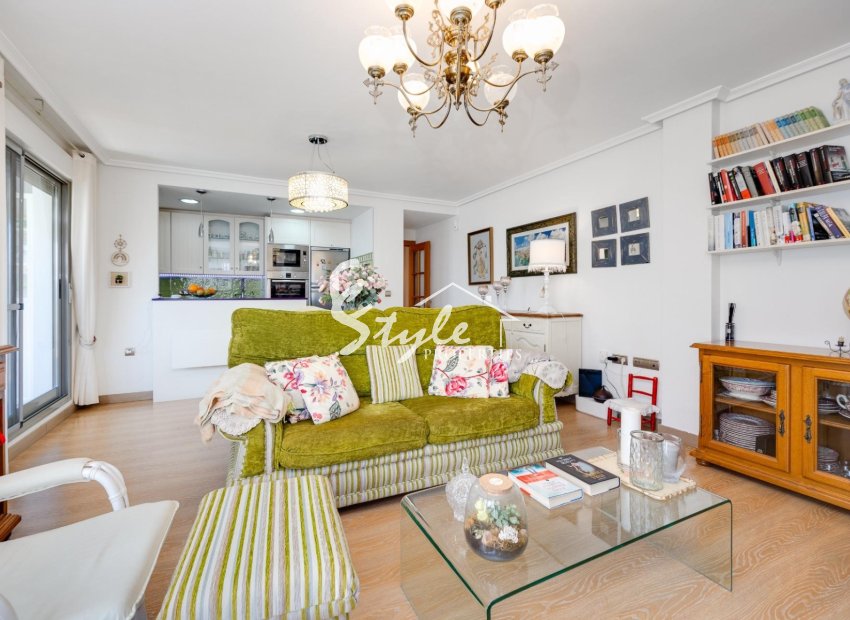 Resale - Apartamento - Torrevieja