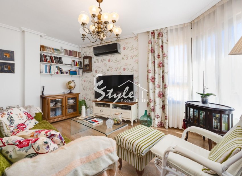 Resale - Apartamento - Torrevieja