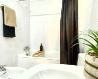 Resale - Apartamento - Torrevieja