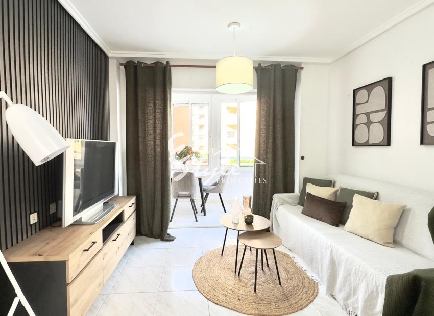 Resale - Apartamento - Torrevieja