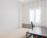 Resale - Apartamento - Torrevieja