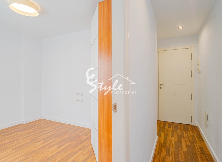 Resale - Apartamento - Torrevieja