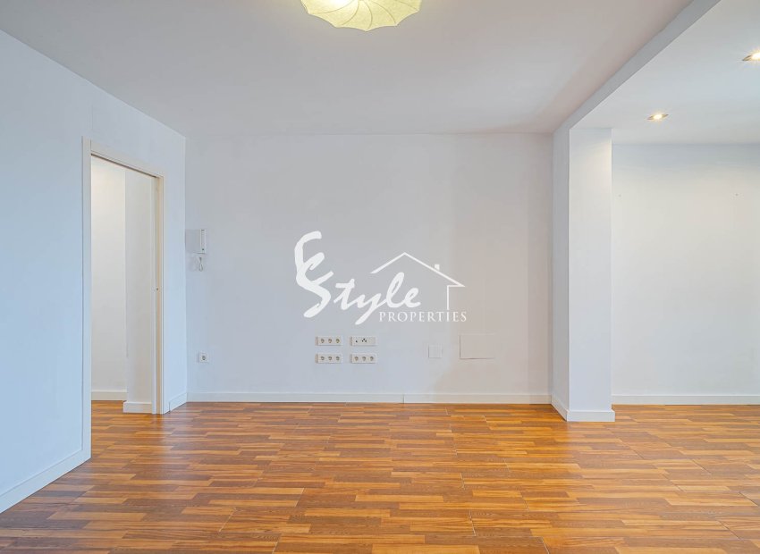 Resale - Apartamento - Torrevieja