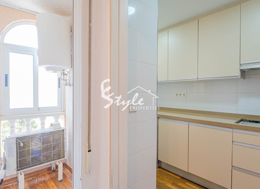 Resale - Apartamento - Torrevieja