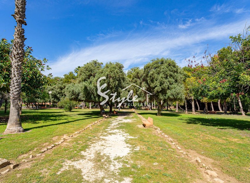 Resale - Apartamento - Torrevieja