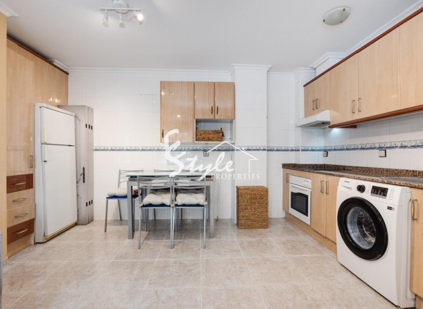 Resale - Apartamento - Torrevieja