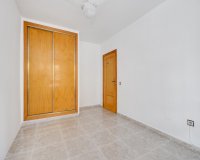 Resale - Apartamento - Torrevieja