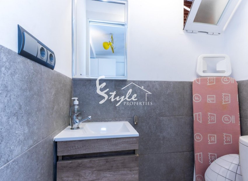 Resale - Apartamento - Torrevieja