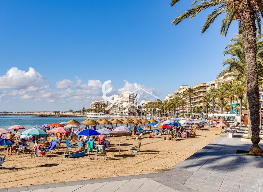Resale - Apartamento - Torrevieja