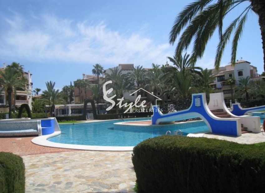 Resale - Apartamento - Torrevieja