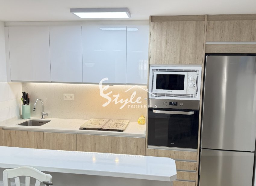 Resale - Apartamento - Villamartín - La Zenia