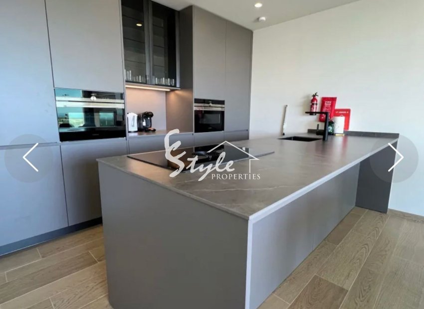 Resale - Apartamento - Villamartín - Las Colinas Golf