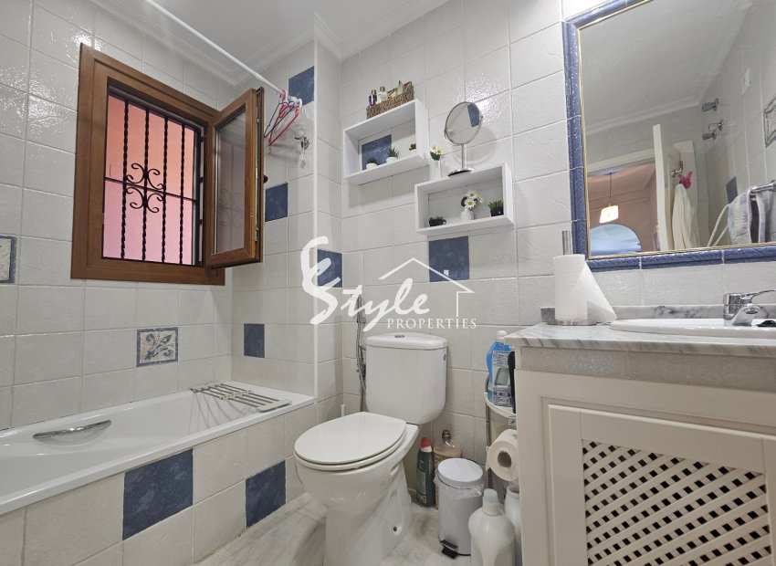 Resale - Apartamento - Villamartin, Orihuela Costa - Pau 8