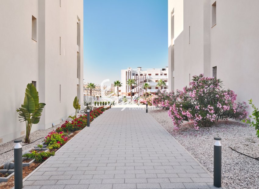 Resale - Apartamento - Villamartín - Villamartin