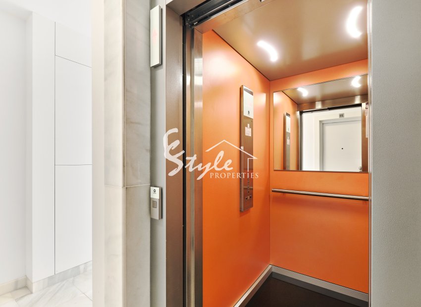 Resale - Apartamento - Villamartín - Villamartin