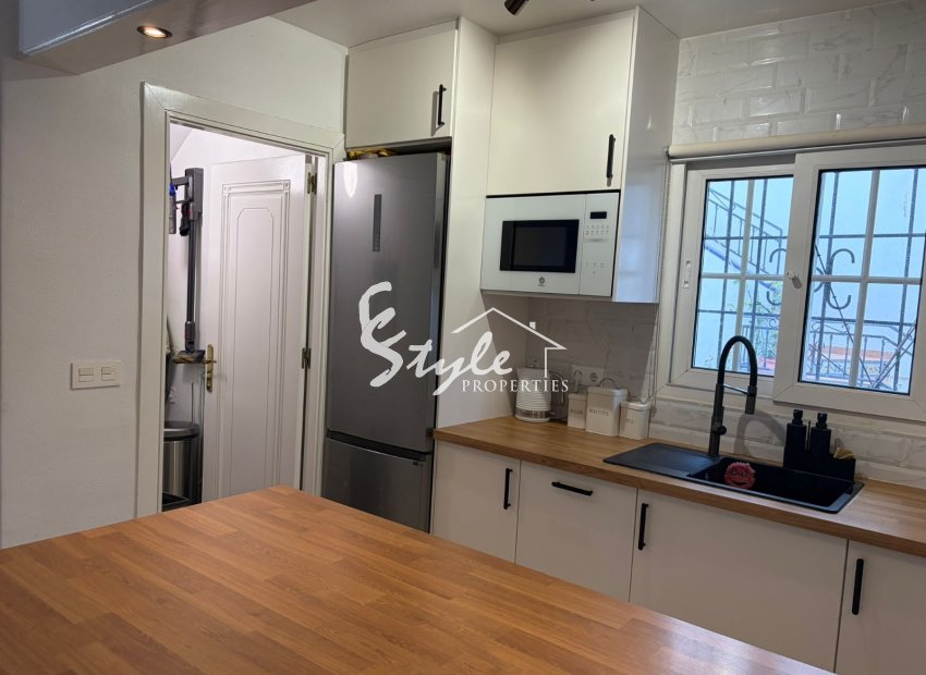 Resale - Apartamento - Villamartín - Villamartin