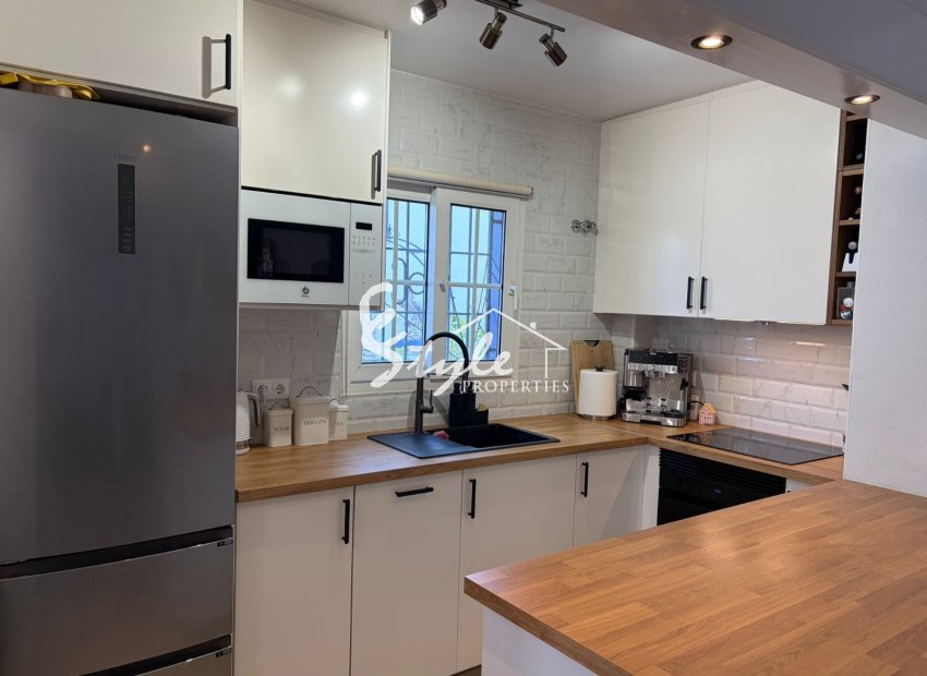Resale - Apartamento - Villamartín - Villamartin