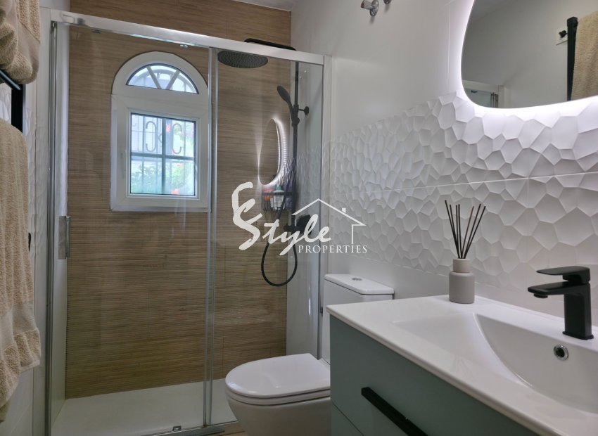 Resale - Apartamento - Villamartín - Villamartin
