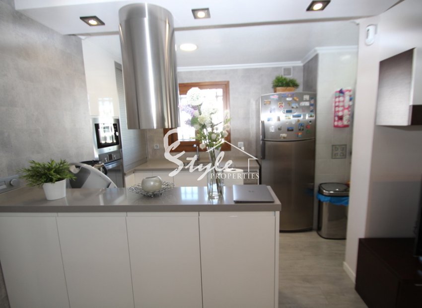 Resale - Apartamento - Villamartín - Villamartin