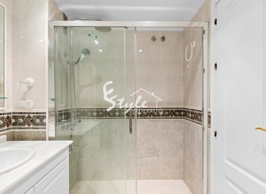 Resale - Apartment - Campoamor