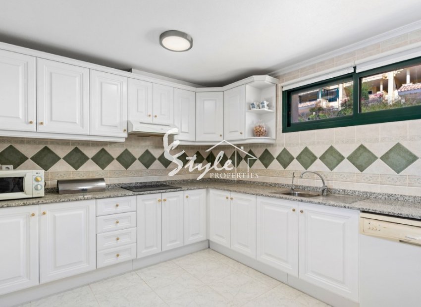 Resale - Apartment - Campoamor